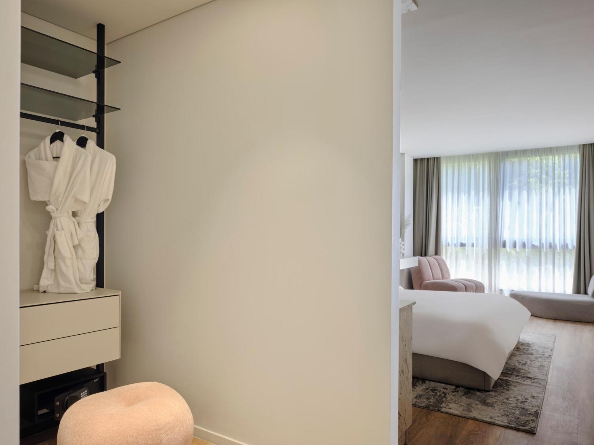 Nur Aparthotel Atenas Exterior foto